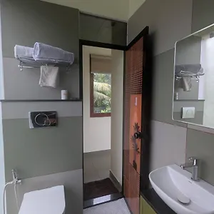 Neelambari Ecotoursm Thrissur
